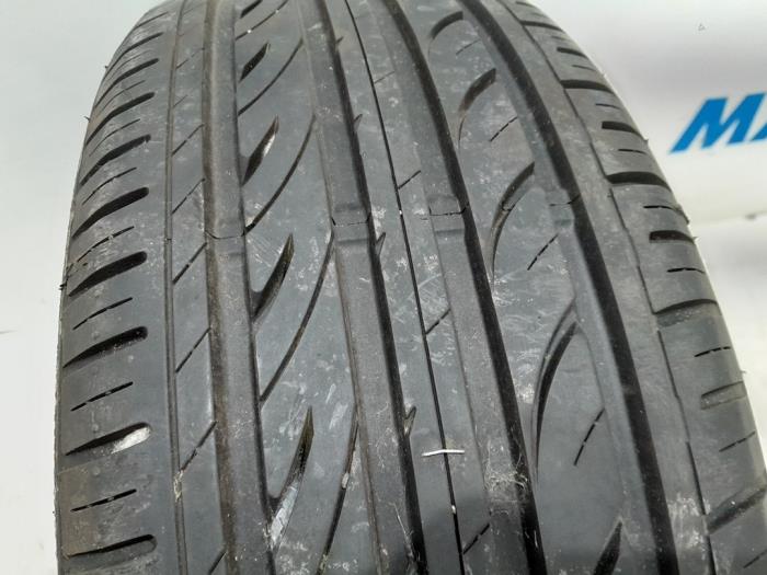 Tyre with tyre size 215/50/17 - MILESTONE - Maresia Parts