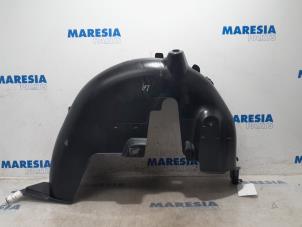 Used Wheel arch liner Peugeot 208 I (CA/CC/CK/CL) 1.2 Vti 12V PureTech 82 Price € 25,00 Margin scheme offered by Maresia Parts