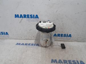 Used Electric fuel pump Peugeot 208 I (CA/CC/CK/CL) 1.2 Vti 12V PureTech 82 Price € 35,00 Margin scheme offered by Maresia Parts