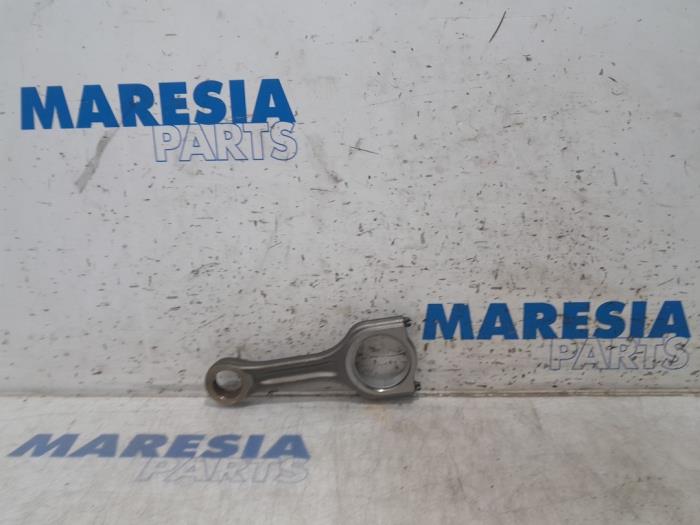 Gebrauchte Pleuelstange Citroen C4 Grand Picasso (3A) 1.6 BlueHDI 115 Preis € 40,00 Margenregelung angeboten von Maresia Parts