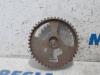 Camshaft sprocket from a Citroën C4 Grand Picasso (3A) 1.6 BlueHDI 115 2015