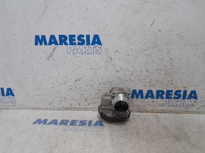 Gebrauchte Drosselklappengehäuse Citroen C4 Grand Picasso (3A) 1.6 BlueHDI 115 Preis € 49,99 Margenregelung angeboten von Maresia Parts
