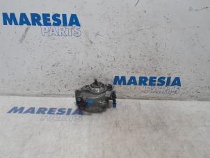 Używane Pompa prózniowa (Diesel) Citroen C4 Grand Picasso (3A) 1.6 BlueHDI 115 Cena € 35,00 Procedura marży oferowane przez Maresia Parts