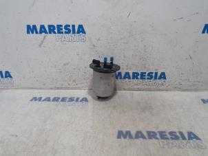 Used Fuel filter housing Renault Clio IV Estate/Grandtour (7R) 1.5 Energy dCi 90 FAP Price € 25,00 Margin scheme offered by Maresia Parts