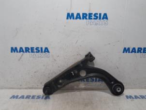 Used Front lower wishbone, left Fiat Panda (312) 0.9 TwinAir Turbo 85 Price € 30,00 Margin scheme offered by Maresia Parts