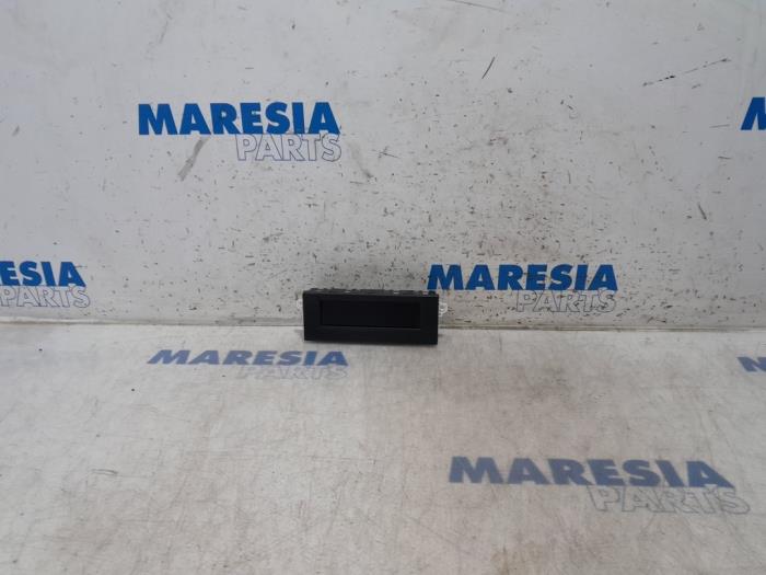 Used Interior display Citroen C-Elysee (DD) 1.2 Vti 82 12V Price € 55,00 Margin scheme offered by Maresia Parts