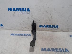 Used Throttle pedal position sensor Peugeot 208 I (CA/CC/CK/CL) 1.2 Vti 12V PureTech 82 Price € 20,00 Margin scheme offered by Maresia Parts