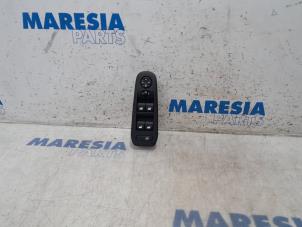 Used Multi-functional window switch Peugeot 308 (L3/L8/LB/LH/LP) 1.2 12V e-THP PureTech 110 Price € 50,00 Margin scheme offered by Maresia Parts