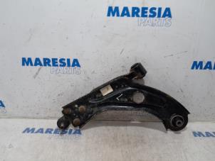 Used Front lower wishbone, left Peugeot 308 (L3/L8/LB/LH/LP) 1.2 12V e-THP PureTech 110 Price € 30,00 Margin scheme offered by Maresia Parts
