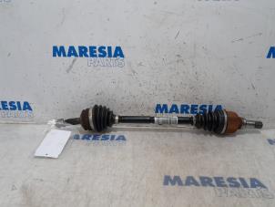 Used Front drive shaft, left Peugeot 208 I (CA/CC/CK/CL) 1.2 Vti 12V PureTech 82 Price € 60,00 Margin scheme offered by Maresia Parts
