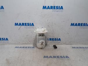 Used Electric fuel pump Peugeot 208 I (CA/CC/CK/CL) 1.2 Vti 12V PureTech 82 Price € 25,00 Margin scheme offered by Maresia Parts