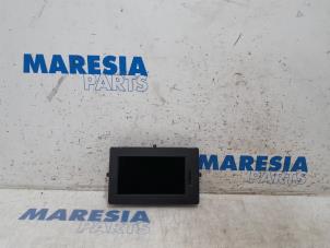 Used Navigation display Renault Grand Scénic III (JZ) 1.6 dCi Price € 210,00 Margin scheme offered by Maresia Parts
