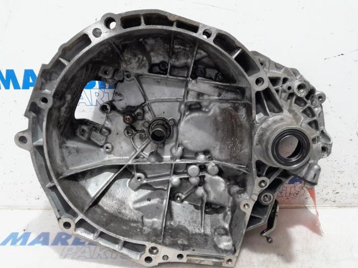 Gearbox casing from a Peugeot 207 CC (WB) 1.6 16V 2009