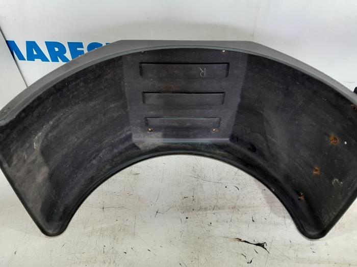 Radkasten Iveco New Daily III 40C13 - Maresia Parts