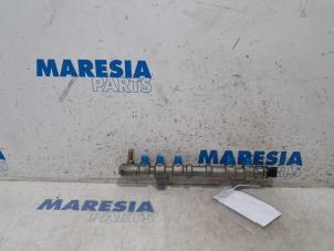 Used Fuel injector nozzle Fiat Doblo Cargo (263) 1.3 MJ 16V DPF Euro 5 Price € 60,50 Inclusive VAT offered by Maresia Parts