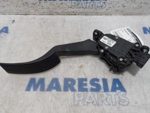 Used Throttle pedal position sensor Alfa Romeo 159 Sportwagon (939BX) 2.4 JTDm 20V Price € 50,00 Margin scheme offered by Maresia Parts