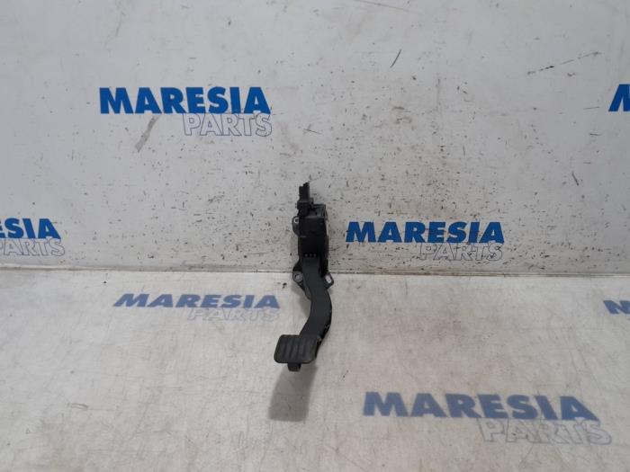 Begagnade Gaspedalsensor Peugeot 207/207+ (WA/WC/WM) 1.4 16V VTi Pris € 50,00 Marginaltabell erbjuds av Maresia Parts