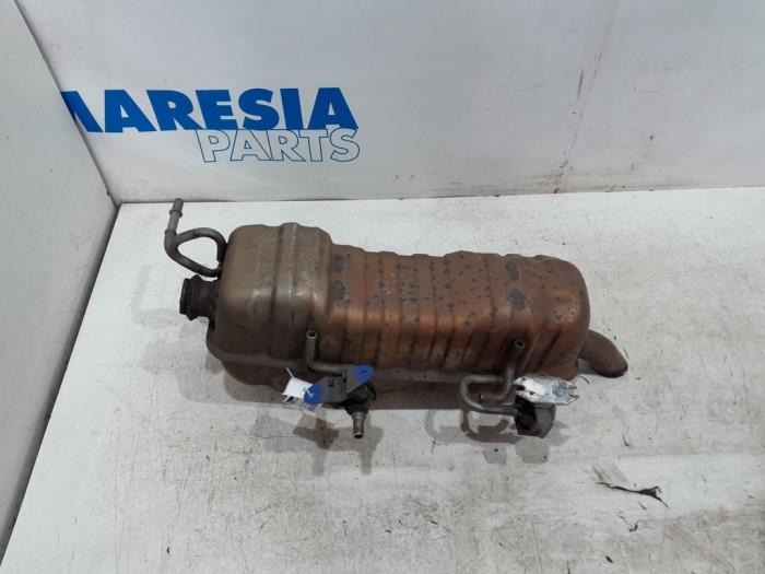 Gebrauchte Auspuff Enddämpfer Peugeot 308 (4A/C) 1.6 16V THP 150 Preis € 35,00 Margenregelung angeboten von Maresia Parts