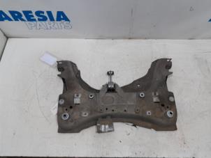 Used Subframe Renault Captur (2R) 1.2 TCE 16V EDC Price € 105,00 Margin scheme offered by Maresia Parts