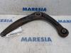 Front lower wishbone, right from a Peugeot 308 (4A/C) 1.6 16V THP 150 2007
