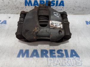 Usagé Etrier de frein avant gauche Peugeot 308 (4A/C) 1.6 16V THP 150 Prix € 40,00 Règlement à la marge proposé par Maresia Parts