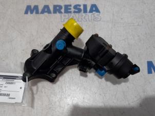 Usagé Boîtier thermostat Renault Trafic (1FL/2FL/3FL/4FL) 1.6 dCi 95 Prix € 72,60 Prix TTC proposé par Maresia Parts
