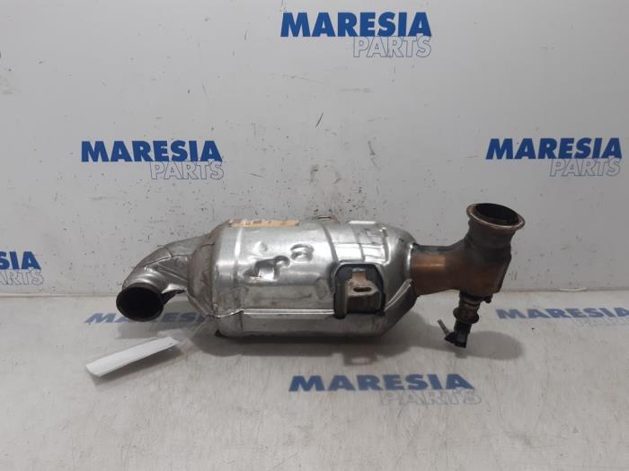 Catalytic converter Citroen C4 Cactus 1.6 Blue Hdi 100 - 9823467180 BHY