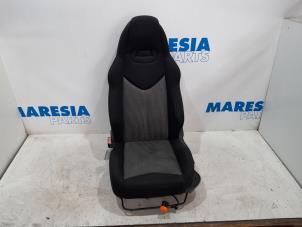 Gebrauchte Sitz links Peugeot 308 CC (4B) 1.6 VTI 16V Preis € 131,25 Margenregelung angeboten von Maresia Parts