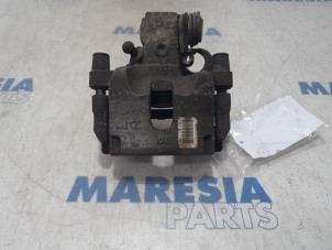 Used Rear brake calliper, left Citroen C5 III Tourer (RW) 1.6 16V THP 155 Price € 50,00 Margin scheme offered by Maresia Parts
