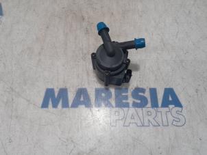 Używane Dodatkowa pompa wodna Citroen C5 III Tourer (RW) 1.6 16V THP 155 Cena € 60,00 Procedura marży oferowane przez Maresia Parts
