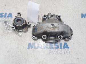 Used Gearbox casing Citroen C4 Cactus (0B/0P) 1.6 Blue Hdi 100 Price € 60,00 Margin scheme offered by Maresia Parts