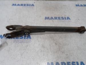 Used Rear lower wishbone, left Alfa Romeo Giulietta (940) 1.4 TB 16V MultiAir Price € 50,00 Margin scheme offered by Maresia Parts