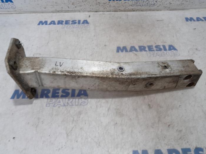 Usagé Faux châssis Alfa Romeo Giulietta (940) 1.4 TB 16V MultiAir Prix € 29,95 Règlement à la marge proposé par Maresia Parts