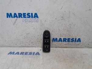 Used Multi-functional window switch Citroen C5 III Tourer (RW) 1.6 16V THP 155 Price € 50,00 Margin scheme offered by Maresia Parts