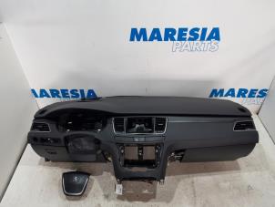 Używane Airbag set + dashboard Peugeot 508 SW (8E/8U) 1.6 THP 16V Cena € 525,00 Procedura marży oferowane przez Maresia Parts