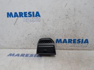 Used Dashboard vent Fiat Grande Punto (199) 1.3 JTD Multijet 16V 85 Actual Price € 15,00 Margin scheme offered by Maresia Parts