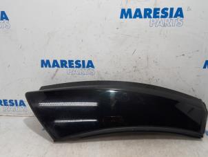 Used Rear strip, right Peugeot 308 CC (4B) 1.6 VTI 16V Price € 50,00 Margin scheme offered by Maresia Parts