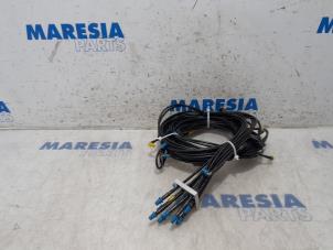 Used Convertible roof hydraulic line Peugeot 308 CC (4B) 1.6 VTI 16V Price € 315,00 Margin scheme offered by Maresia Parts