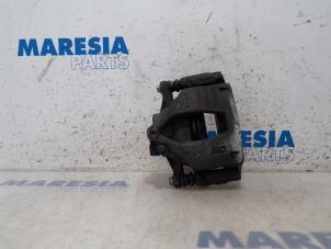 Used Front brake calliper, right Fiat Grande Punto (199) 1.3 JTD Multijet 16V 85 Actual Price € 30,00 Margin scheme offered by Maresia Parts