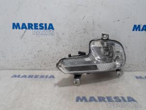 Used Daytime running light, right Peugeot 508 SW (8E/8U) 1.6 THP 16V Price € 55,00 Margin scheme offered by Maresia Parts