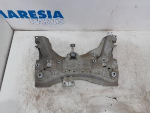 Used Subframe Renault Captur (2R) 1.3 TCE 150 16V Price € 105,00 Margin scheme offered by Maresia Parts