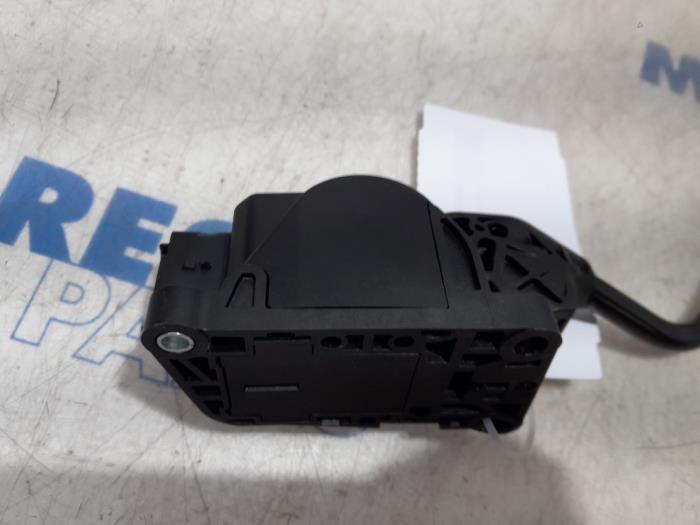 Begagnade Gaspedalsensor Peugeot 508 SW (8E/8U) 1.6 THP 16V Pris € 35,00 Marginaltabell erbjuds av Maresia Parts