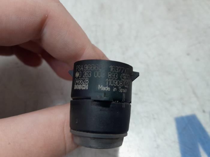 Usados Sensor PDC Peugeot 508 SW (8E/8U) 1.6 THP 16V Precio € 20,00 Norma de margen ofrecido por Maresia Parts