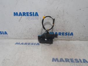 Used Rear door mechanism 4-door, right Peugeot 207/207+ (WA/WC/WM) 1.6 16V VTi Price € 25,00 Margin scheme offered by Maresia Parts