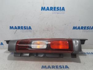 Used Taillight, right Opel Vivaro B Combi 1.6 CDTI Biturbo 125 Price € 60,50 Inclusive VAT offered by Maresia Parts