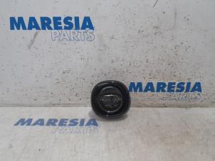 Used Dashboard vent Opel Vivaro B Combi 1.6 CDTI Biturbo 125 Price € 30,25 Inclusive VAT offered by Maresia Parts