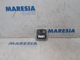 Used Computer lighting module Renault Captur (2R) 1.3 TCE 150 16V Price € 20,00 Margin scheme offered by Maresia Parts
