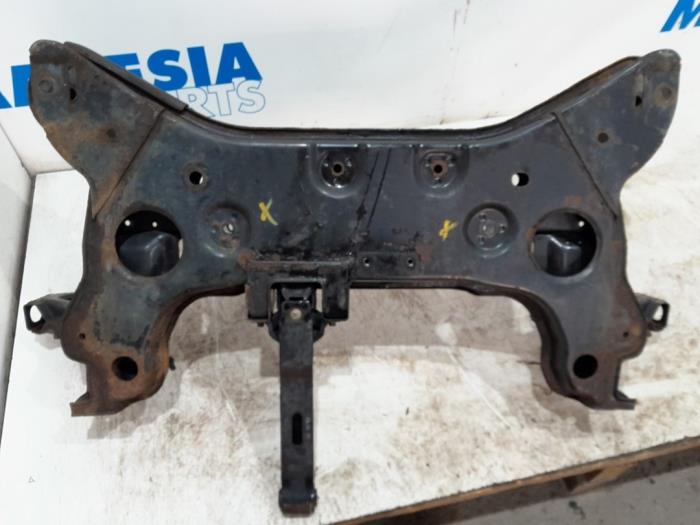 Subframe from a Ford Transit 2.2 TDCi 16V 2012
