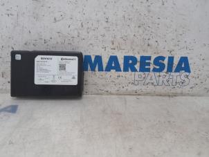 Usagé Unité de contrôle Multimedia Renault Captur (2R) 1.3 TCE 150 16V Prix € 183,75 Règlement à la marge proposé par Maresia Parts