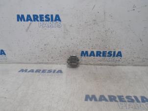 Used Daylight LED module Renault Captur (2R) 1.3 TCE 150 16V Price € 85,00 Margin scheme offered by Maresia Parts